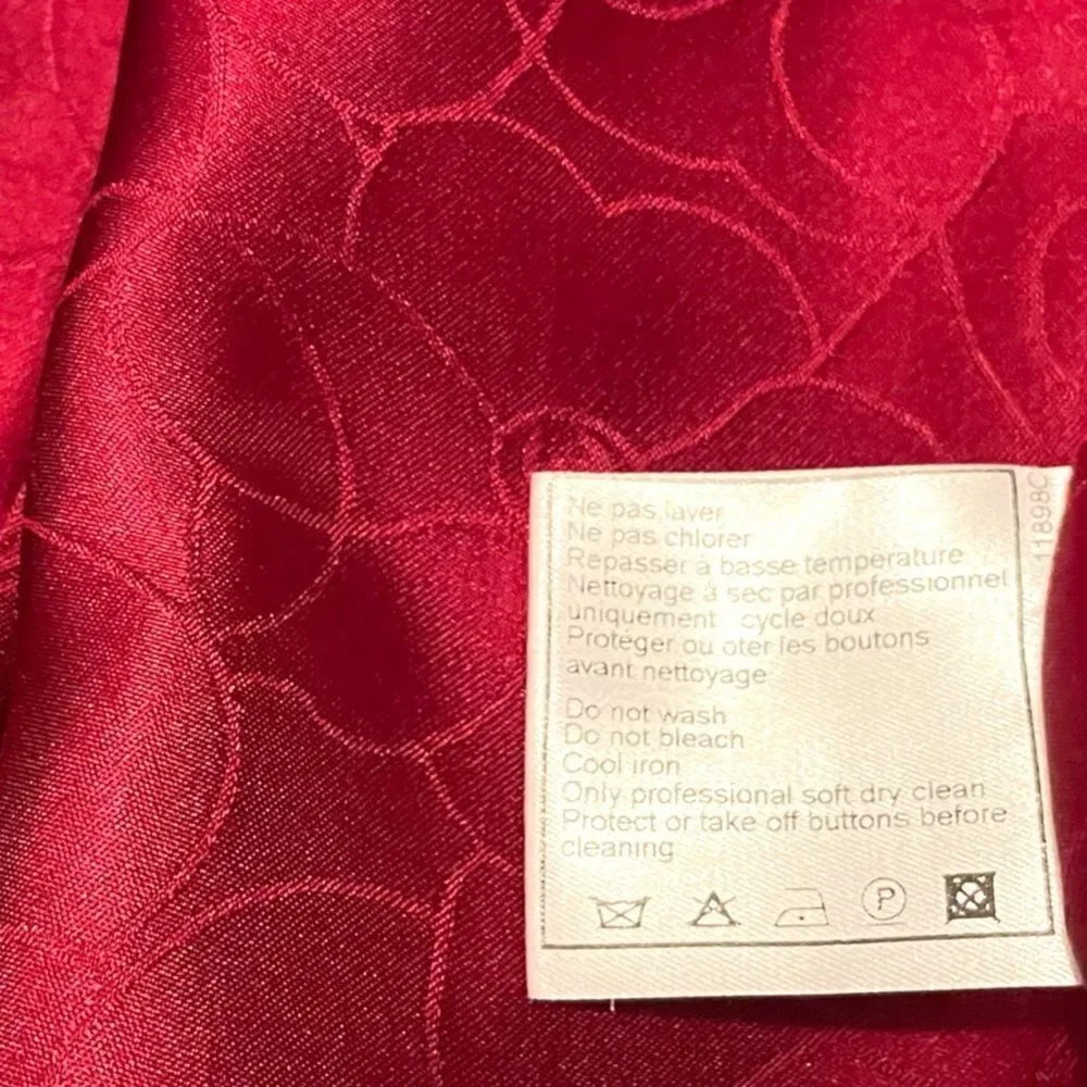 CHANEL Vintage FALL 2001 Collection Burgundy Tweed Patterned Jacket